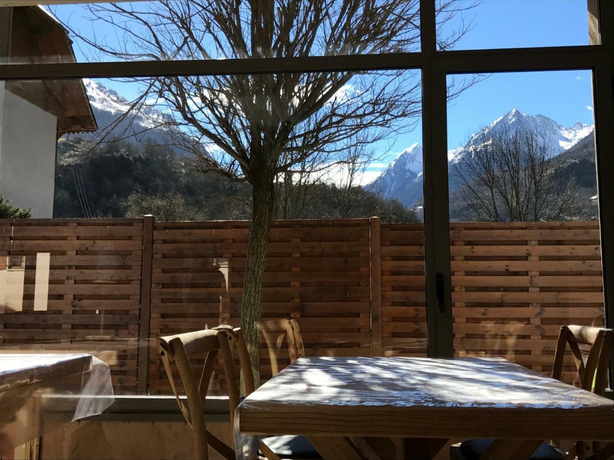 Appartement Tt Confort Au Coeur Des Montagnes Avec Vue Sur Les Montagnes Wifi Luz-Saint-Sauveur Exteriér fotografie